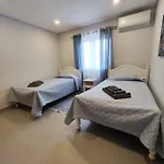 Appartement King's Village *