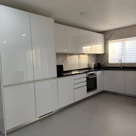 King's Village * 阿尔布费拉