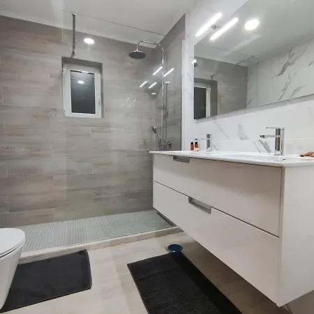 King's Village * 阿尔布费拉