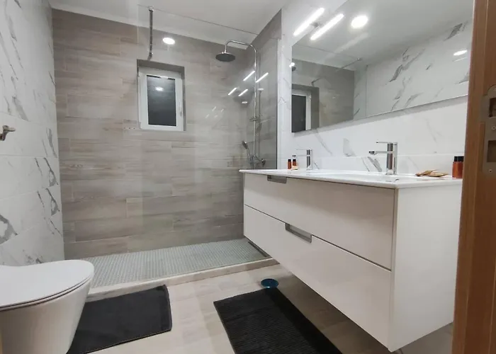 King's Village * البوفيرا