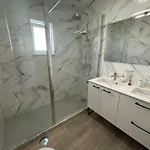 Apartamento King's Village