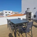 King's Village Apartman